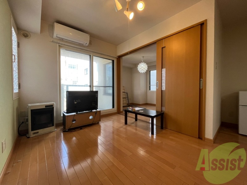 居室・リビング　広くてキレイなお部屋が広がっていて、充実した生活が送れそう。