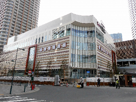 ショッピングセンター　ららテラス武蔵小杉（ショッピングセンター）まで891m