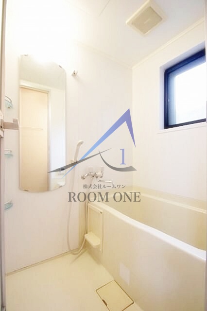 バス・シャワールーム　お風呂です。