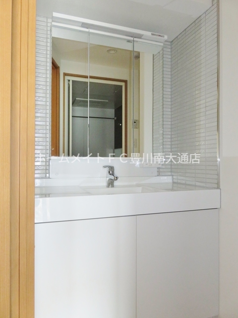 洗面設備　同型別部屋写真