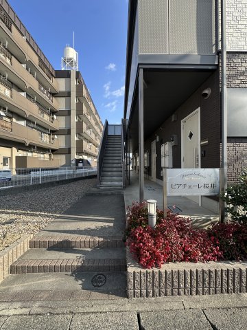 エントランス　07038