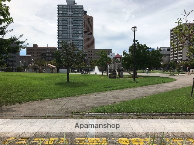 その他　東ふれあい公園（その他）まで527m