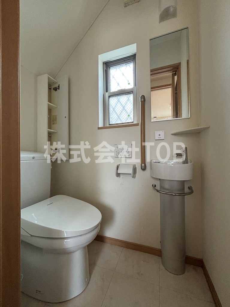 トイレ　1階トイレ