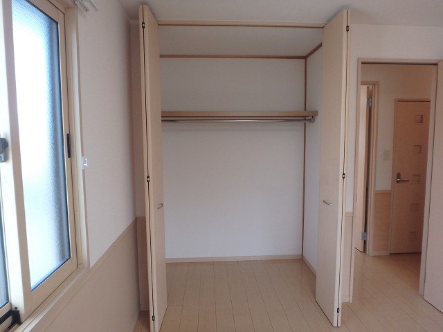 収納　お問い合わせは048-772-8202