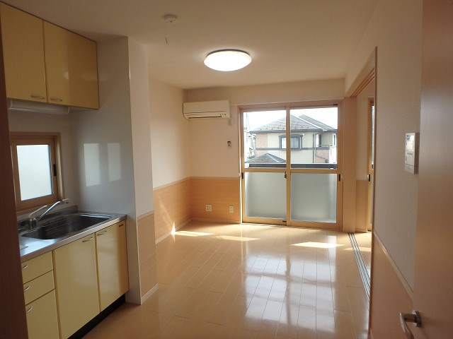 居室・リビング　お問い合わせは048-772-8202