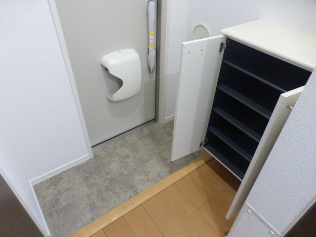 玄関　シューズBOX付
