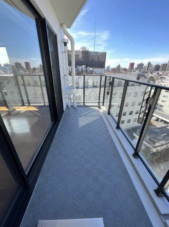 バルコニー　バルコニー