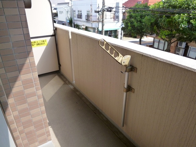 バルコニー　バルコニーあります