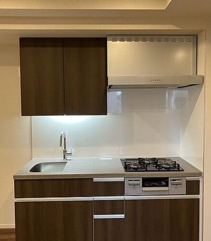 キッチン　コンパクトなキッチンで掃除もラクラク