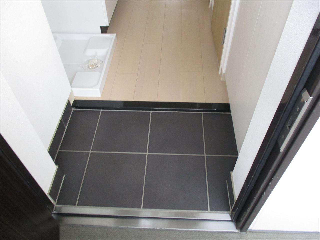 玄関　S-FORT大須観音