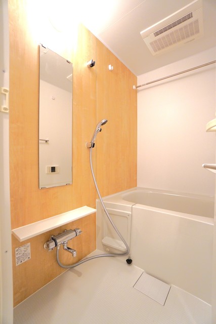 バス・シャワールーム　※写真は同タイプ住戸です。