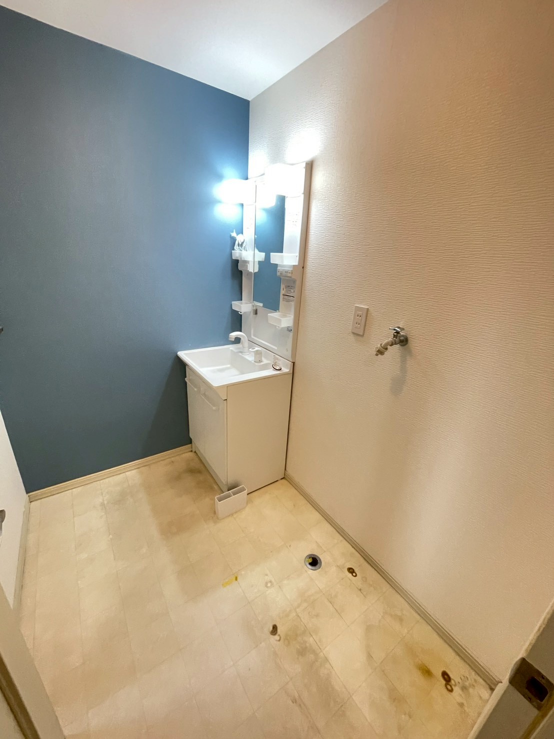 洗面設備　洗面所・室内洗濯機置き場