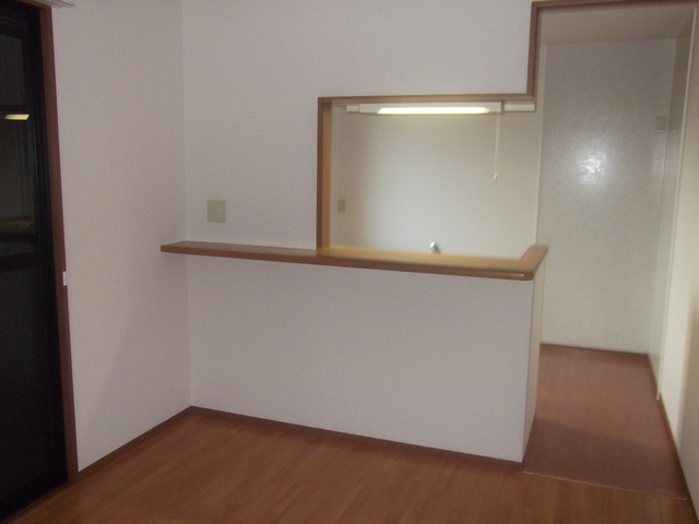 居室・リビング　キッチンは人気のカウンターキッチン♪