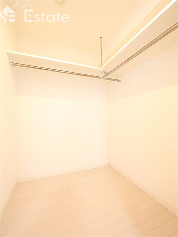 収納　ウォークインクローゼット