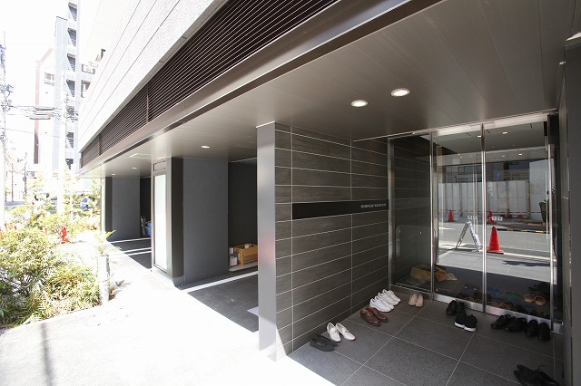 エントランス　エントランス