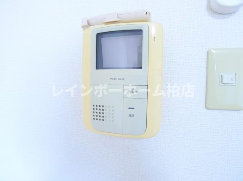 セキュリティ　TVモニタ付インターホンです