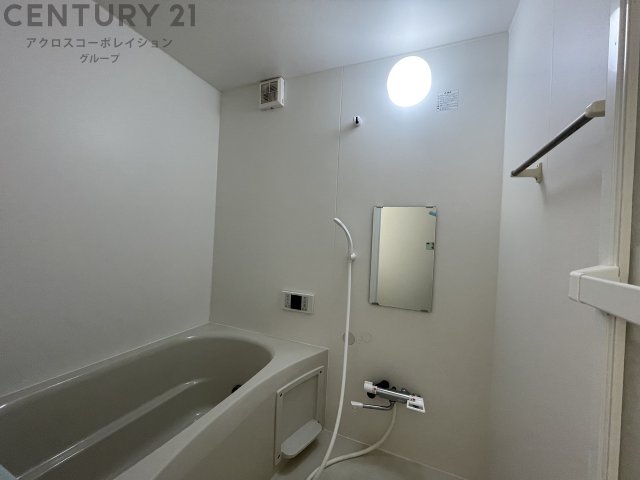 バス・シャワールーム　清潔感のあるバスルーム♪