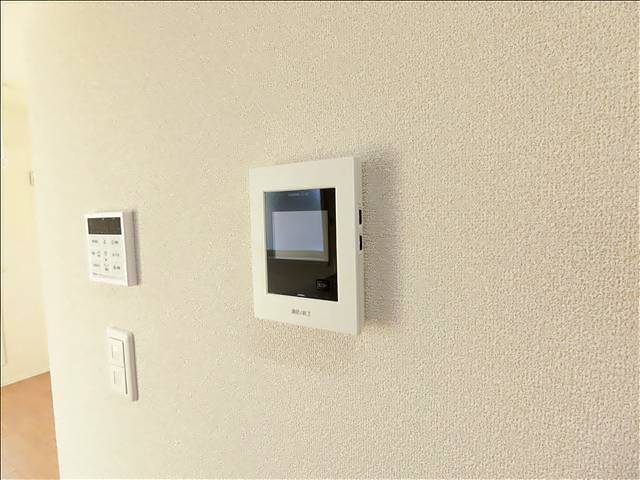 セキュリティ　突然の来客時もＴＶモニターホンでしっかり確認。