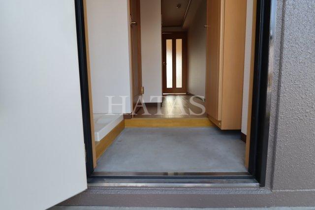 玄関　同物件別部屋