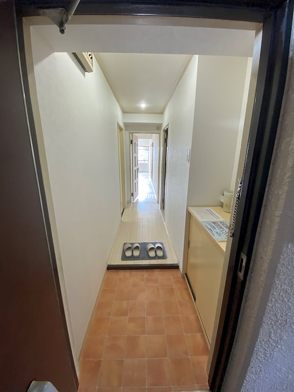 玄関　※同タイプの他のお部屋です