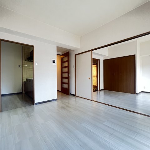 居室・リビング　同仕様タイプです