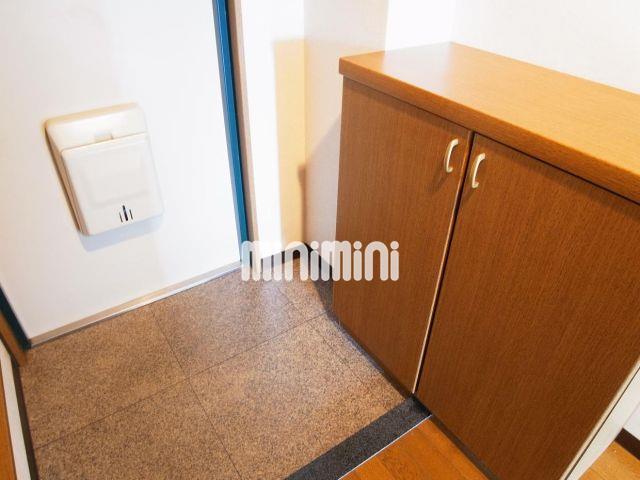 玄関　下駄箱収納も大きくて嬉しいですね♪