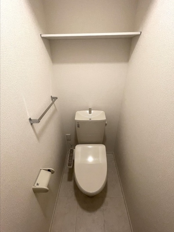 トイレ　図面と現状に相違がある場合には現状を優先