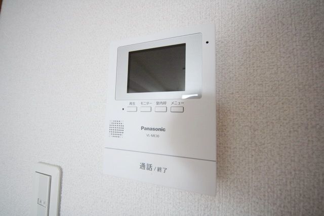 セキュリティ　同物件別部屋写真