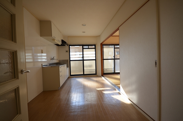 居室・リビング　別号室の写真です