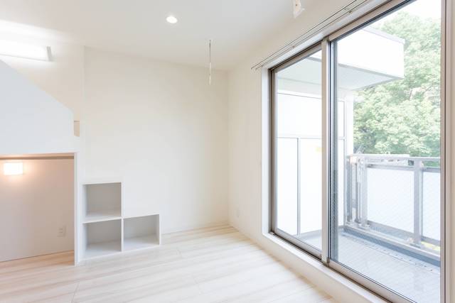 居室・リビング　開放感のあるゆったりとしたお部屋です♪