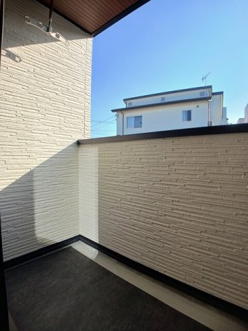 バルコニー　バルコニーがあります