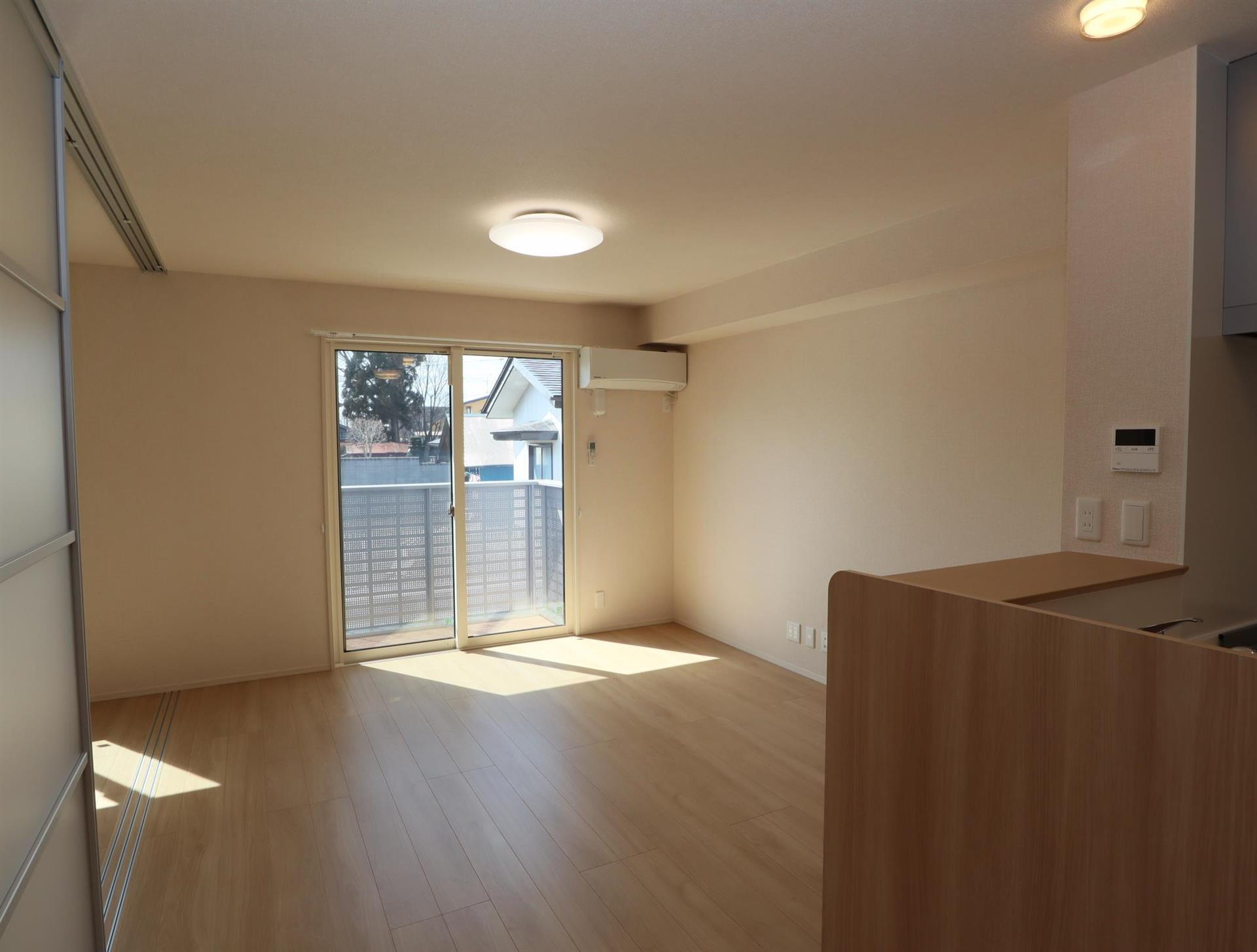 居室・リビング　リビング