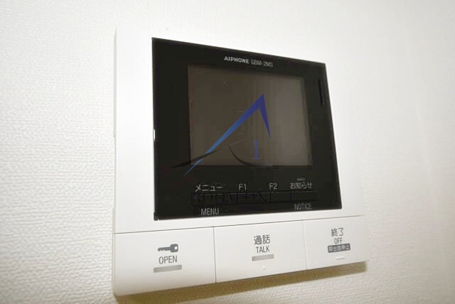 セキュリティ　モニター付きインターホンです。