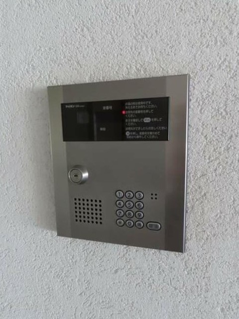 セキュリティ　オートロック完備