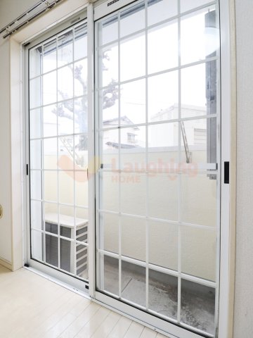 バルコニー　バルコニーがあります