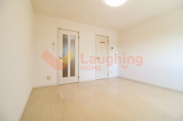 居室・リビング　明るい洋室です