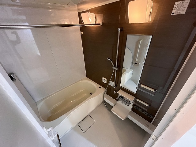 バス・シャワールーム