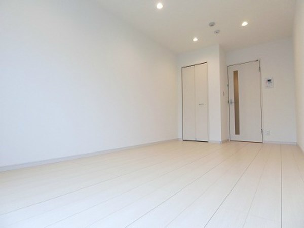 その他部屋・スペース　白を基調とした明るいお部屋です。