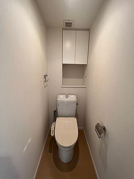 トイレ　※別部屋参考写真