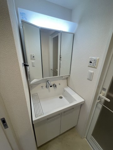 洗面設備　参考写真