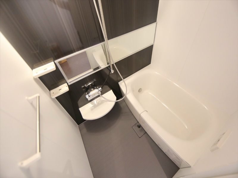 バス・シャワールーム　追い焚き　浴室暖房乾燥機付バスルーム