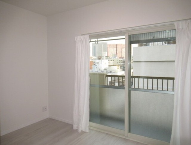 居室・リビング　きれいなお部屋