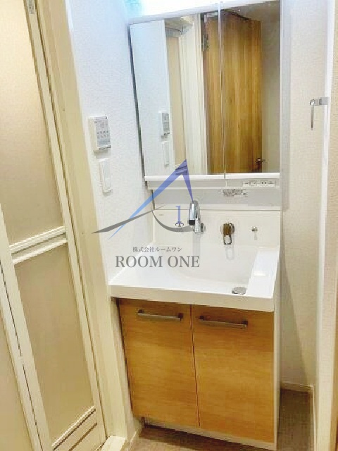 洗面設備　洗面台です。