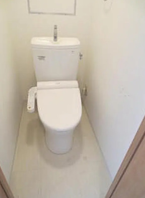 トイレ　別タイプ部屋　参考写真です