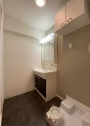 洗面設備　広い洗面スペース