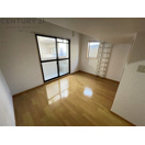 居室・リビング　ロフト付きのリビング！