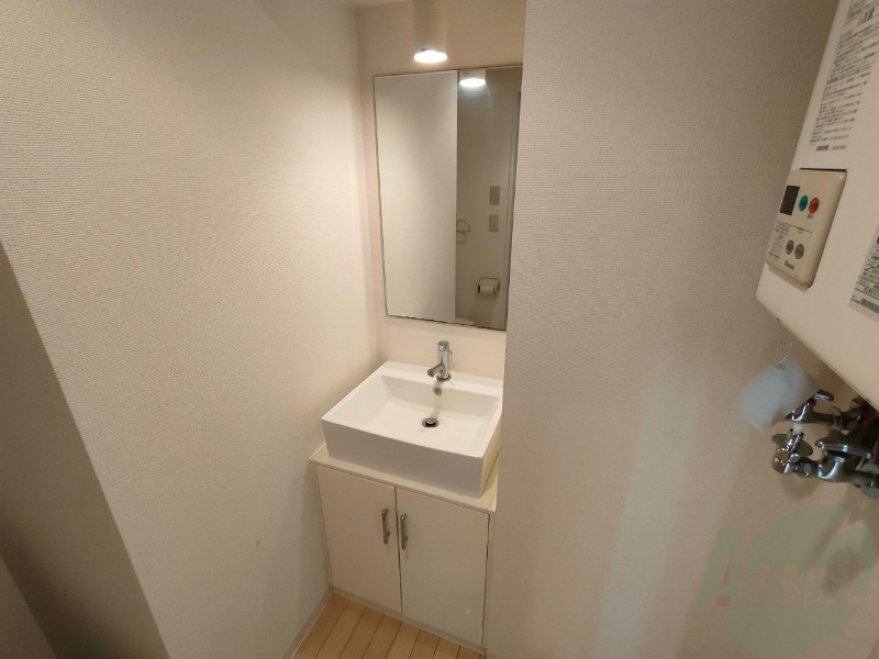 洗面設備　洗面台は独立していて使いやすそうですね。