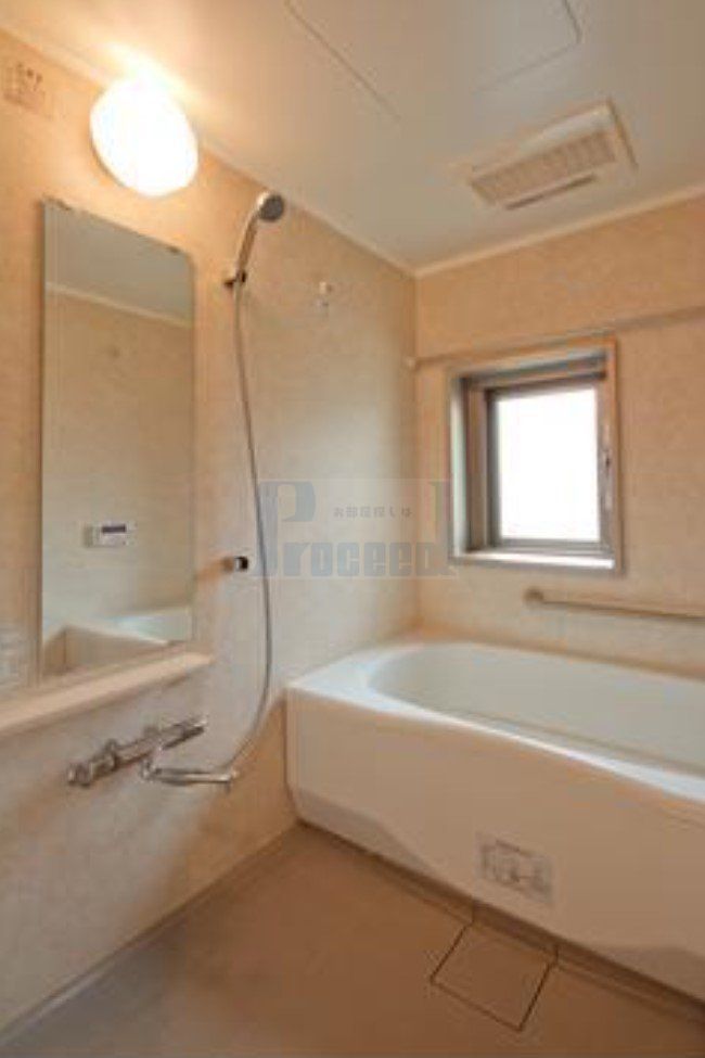 バス・シャワールーム　※別部屋写真