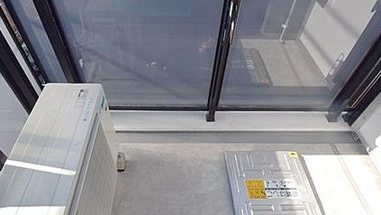 バルコニー　同マンション別部屋参照。