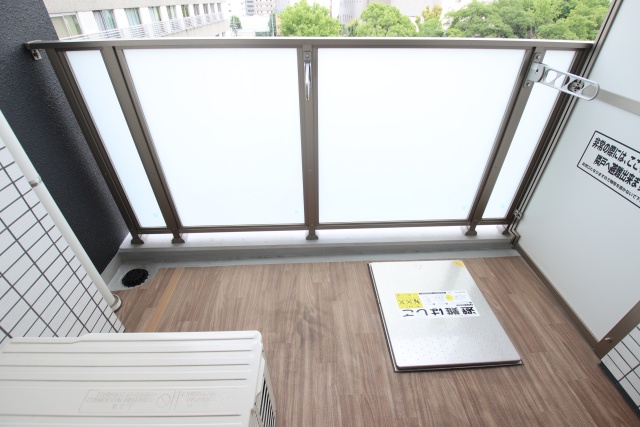 バルコニー　※別室の参考写真の為、現況優先です。